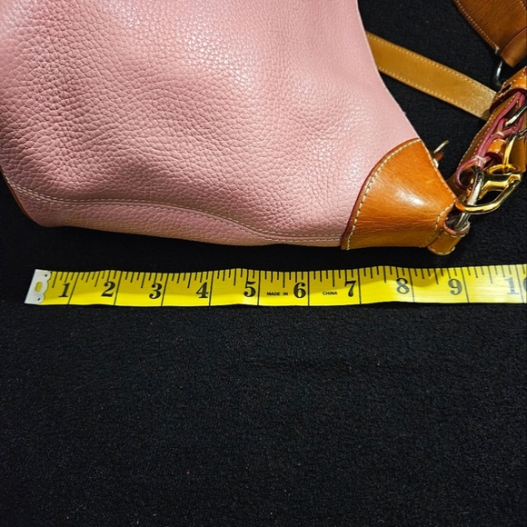 Dooney & Bourke Light Pink Leather Crossbody/Shoulder Bag - Picture 13 of 14